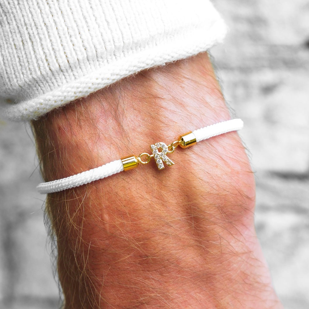 Pulseras ajustables con inicial