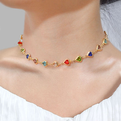 Collar Estilo Étnico con Corazón