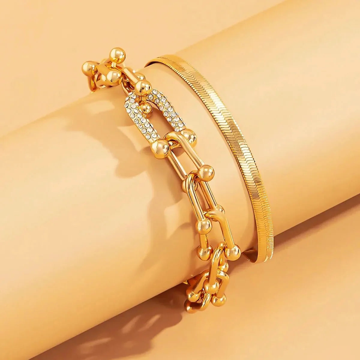 Set de 2 pulseras llamativas: cadena con cierre y espiga