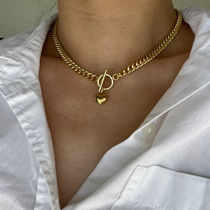 Collar Minimalista Retro con Colgante de Corazón