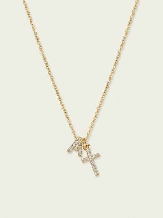 Collar Delicado con Inicial y Cruz de Diamantes