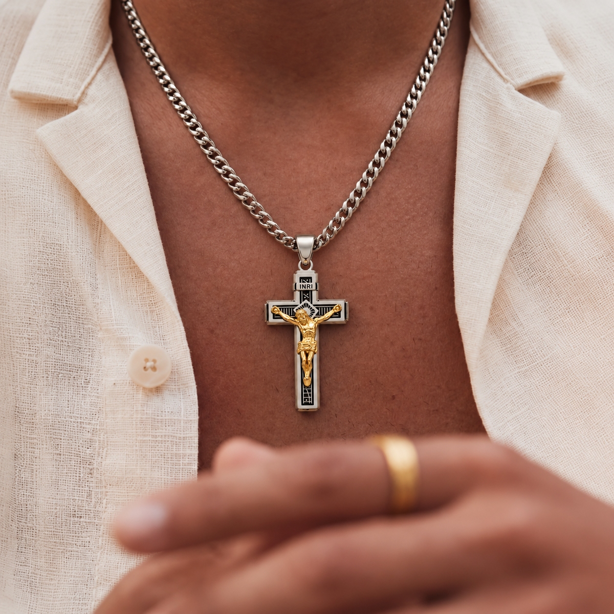 Cadena Crucifijo INRI 14K