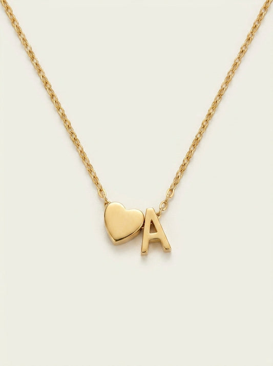 Collar con Inicial Love en Acero Inoxidable