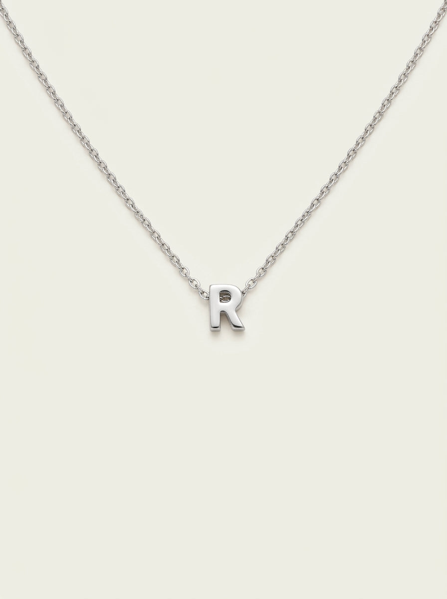 Collar Minimalista con Inicial