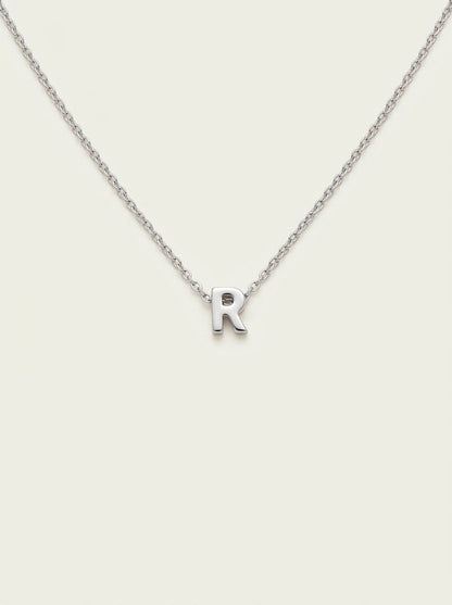 Collar Minimalista con Inicial