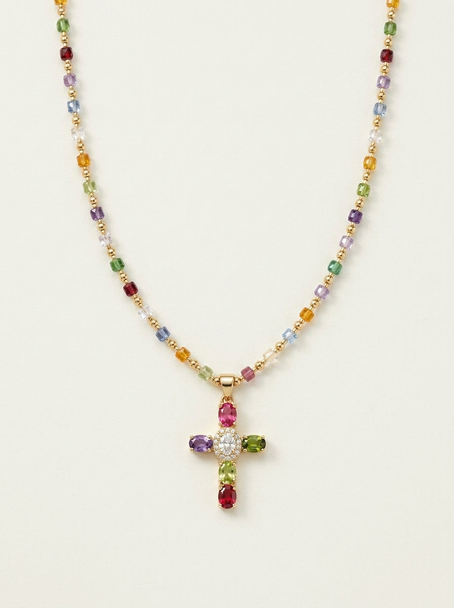 Collar Delicado de Cruz con Gemas de Colores