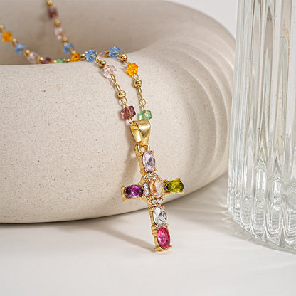 Collar Delicado de Cruz con Gemas de Colores