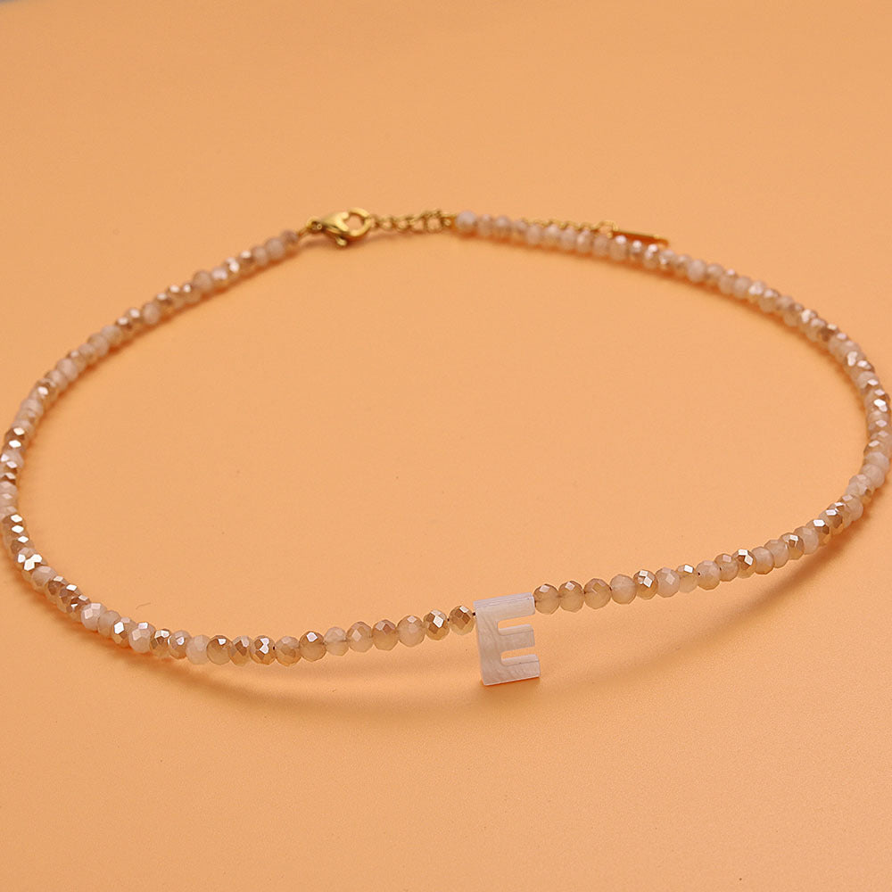 Collar con Piedras e Inicial
