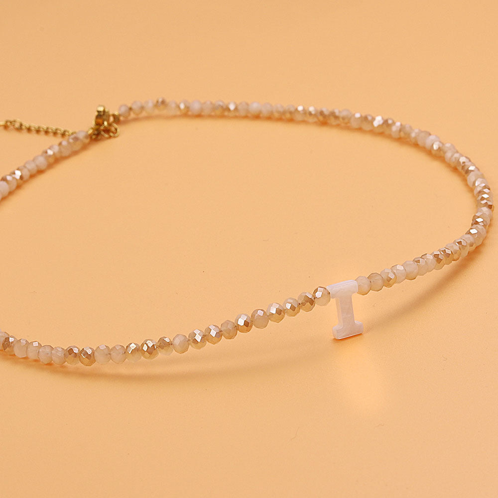 Collar con Piedras e Inicial
