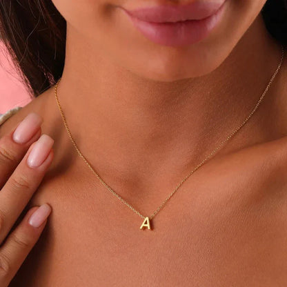 Collar Minimalista con Inicial
