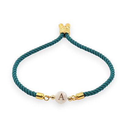Pulsera ajustable delicada con inicial