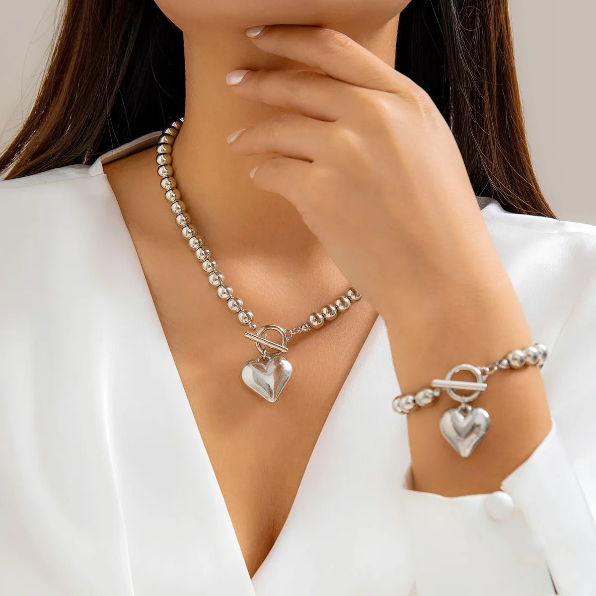 Set de 2 piezas de cuentas con corazón: pulsera y collar