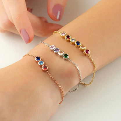 Pulsera delicada de cadena con piedra de nacimiento