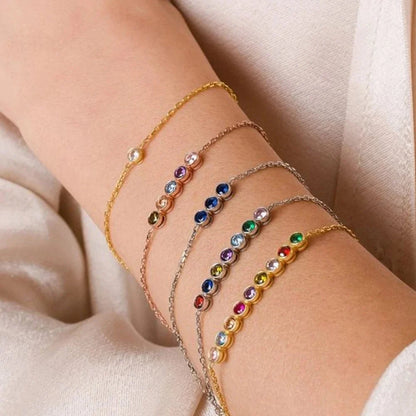 Pulsera delicada de cadena con piedra de nacimiento