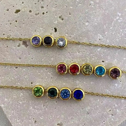 Pulsera delicada de cadena con piedra de nacimiento