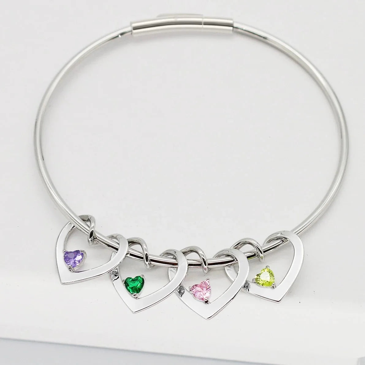 Set delicado con nombre, piedra de nacimiento y corazón: brazalete y collar