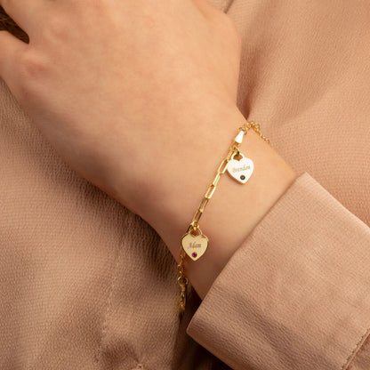 Pulsera delicada de eslabones clip con nombre, piedra de nacimiento y corazón