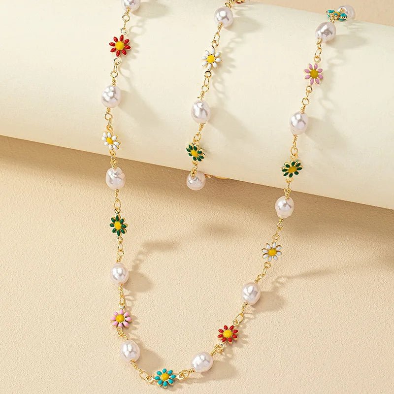 Set delicado Primavera Floral de perlas: pulsera y collar