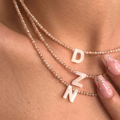 Collar con Piedras e Inicial