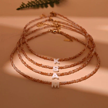 Collar con Piedras e Inicial
