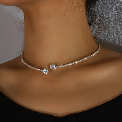 Choker Abierto de Corazón con Brillo