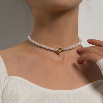 Choker Floral con Cierre de Flor