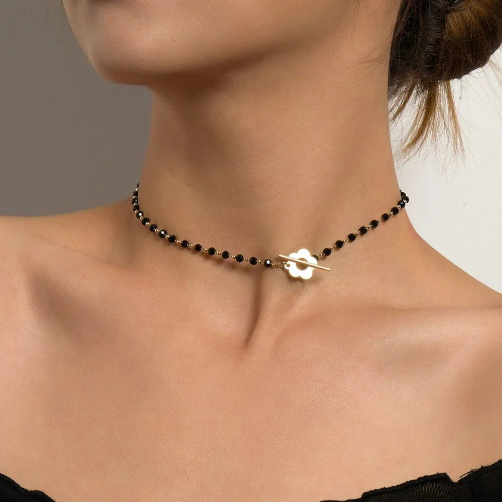Choker Floral con Cierre de Flor
