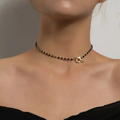 Choker Floral con Cierre de Flor