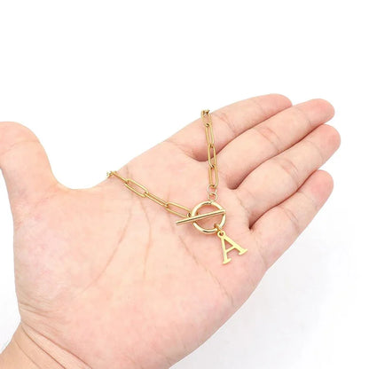 Collar Paperclip con Inicial y Cierre Circular