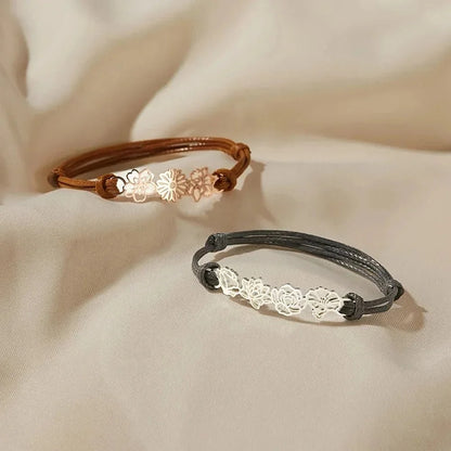 Pulsera personalizada con flor de nacimiento