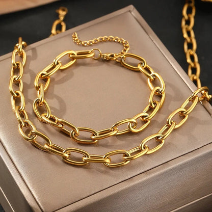 Set minimalista de collar y pulsera de eslabones clip